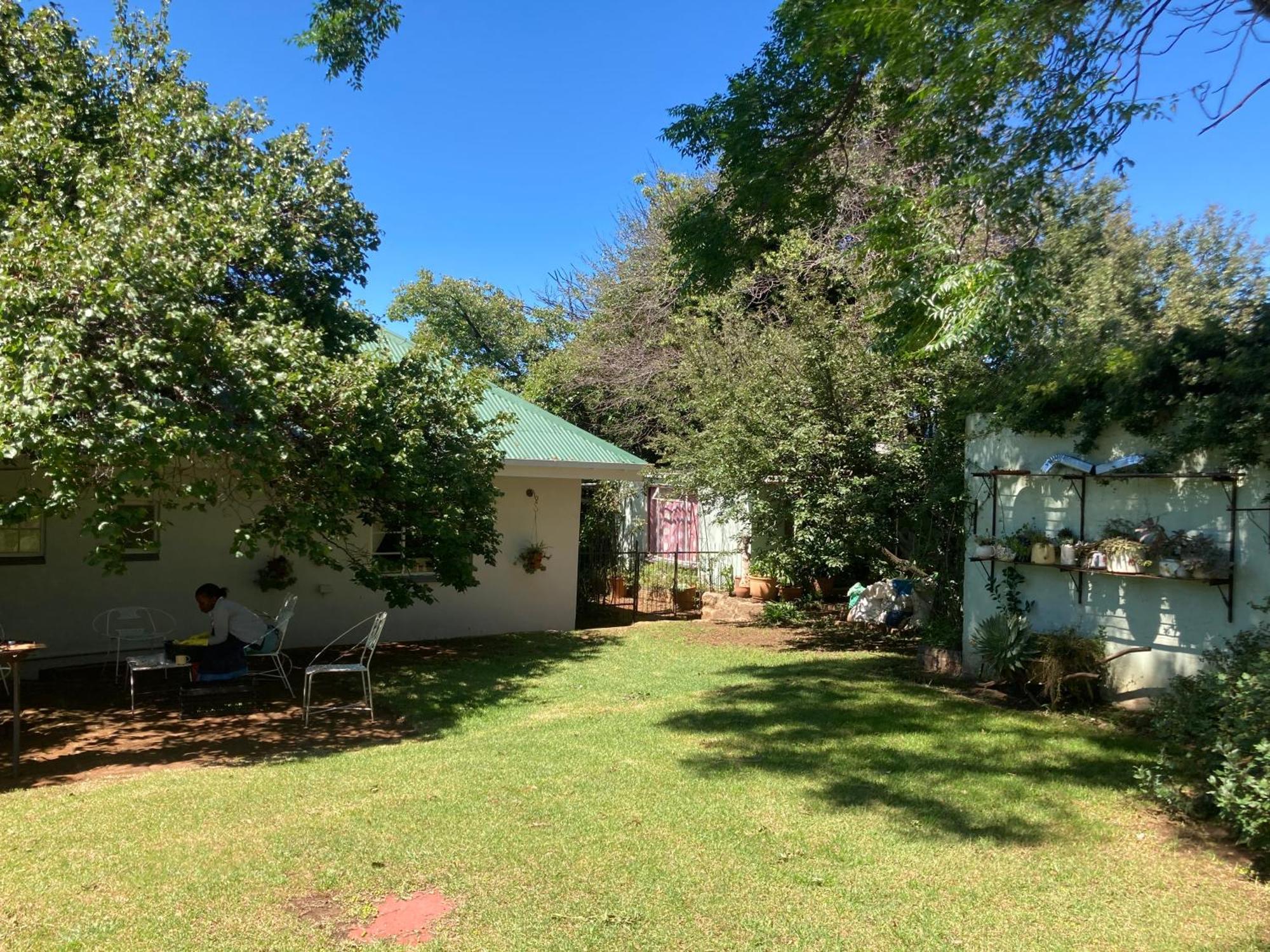A Pousada Karma Backpackers Kestell Exterior foto